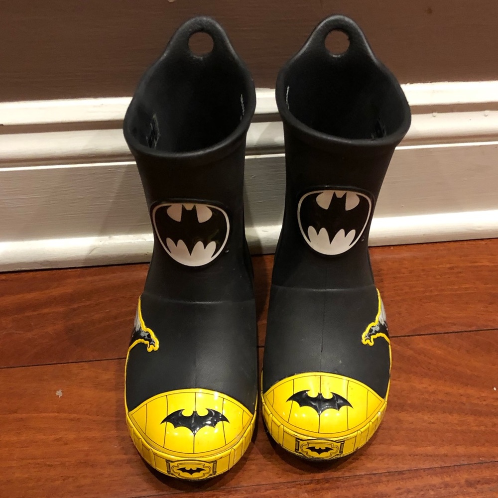 Crocs Batman glow in the dark rain boots
